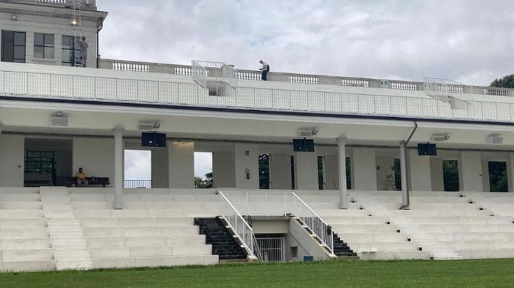 Milano, l’anello del trotto nel verde: lo stadio del cavallo diventa realtà