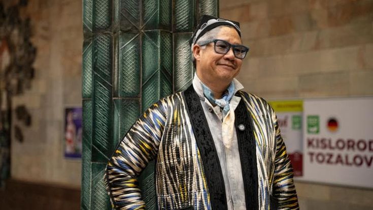 When Apricots Blossom. Intervista al curatore Kulapat Yantrasast