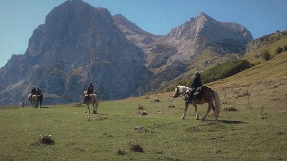 Ippovia d'Abruzzo, un itinerario spettacolare lungo l'Appennino centrale