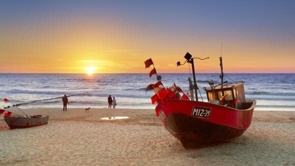 Baleari, Croazia, Svezia: 10 destinazioni europee dove ammirare tramonti mozzafiato