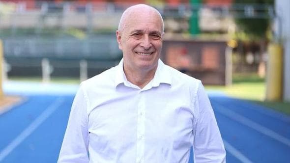 Bragagna: “La popolarità mi spaventa, ho un fan club che sembra una setta. Benati come Paolo Rossi”